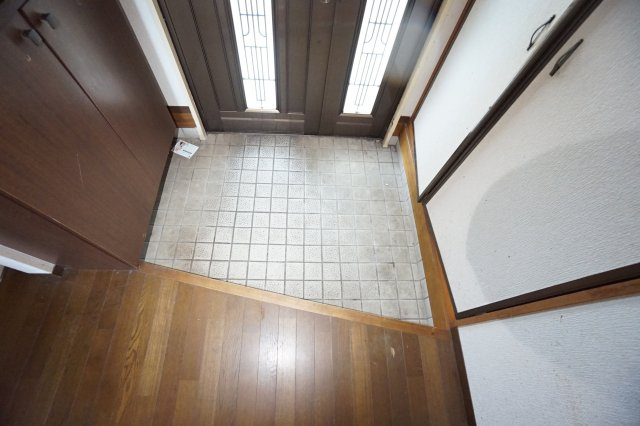 豊岡タウンハウス　D棟の玄関