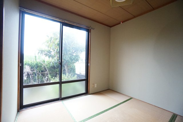 豊岡タウンハウス　D棟の和室