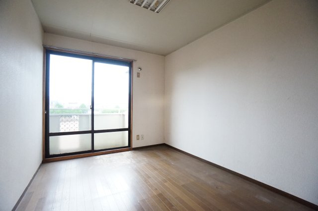 豊岡タウンハウス　D棟の居間・リビング