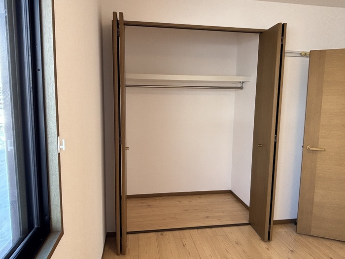 ビューラーやすらぎ　D棟の玄関