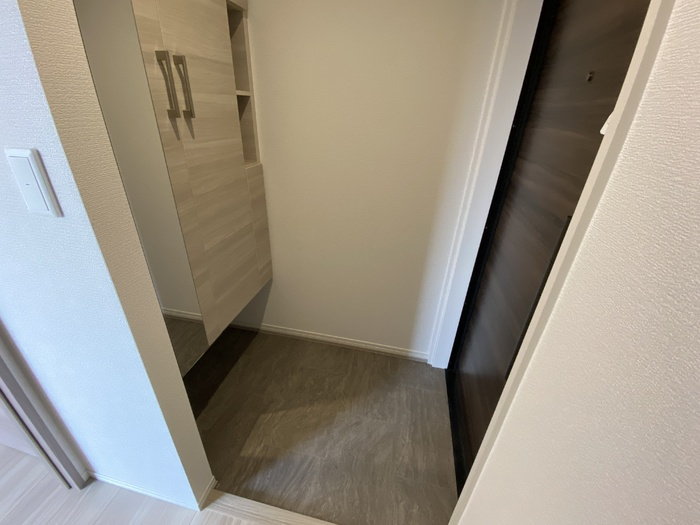 ポワロ　Ⅲの玄関