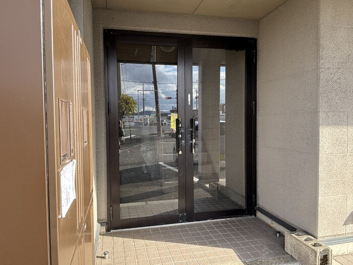 クレスト・デュオのエントランス