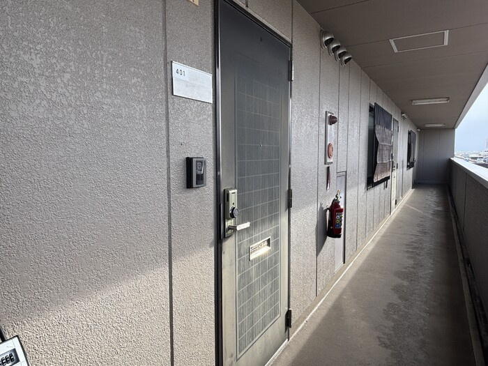 クレスト・デュオの玄関