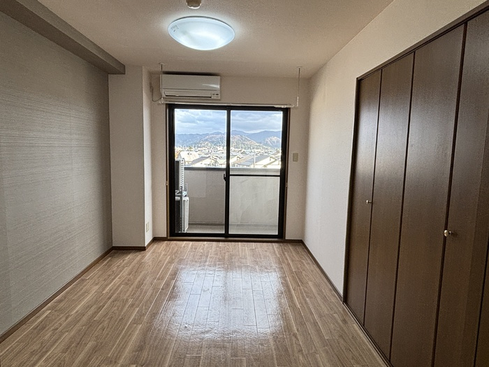 クレスト・デュオの洋室