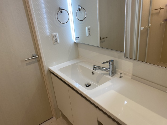 ソラティオ(solatio)の洗面所