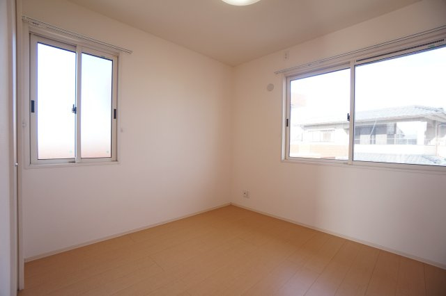 ロアジーナ　B棟の居間・リビング