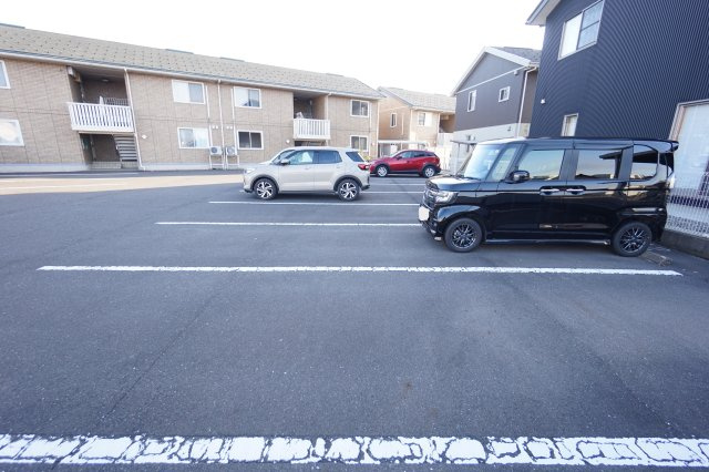 クレール森田　Aの駐車場