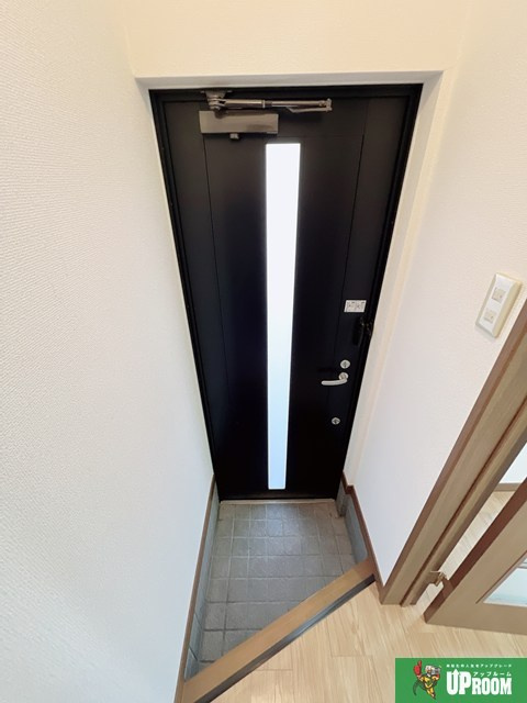 ハイツキューハイBの玄関