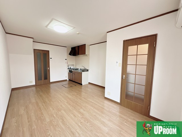 ハイツキューハイBの居間・リビング