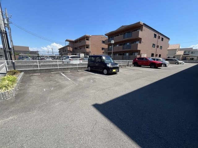 レオパレス松山インターのその他