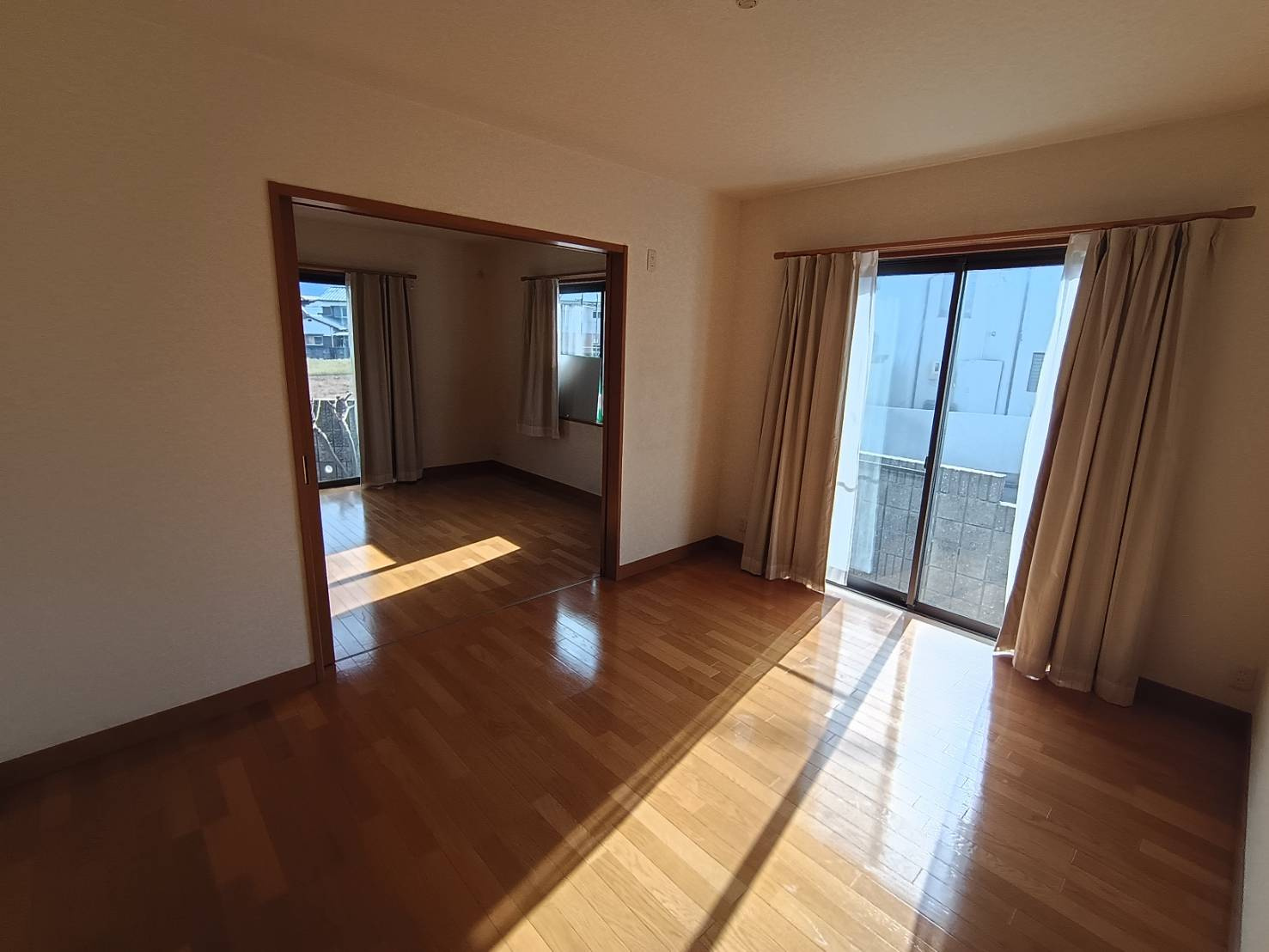 西条市樋之口67-3　中古戸建の居間・リビング