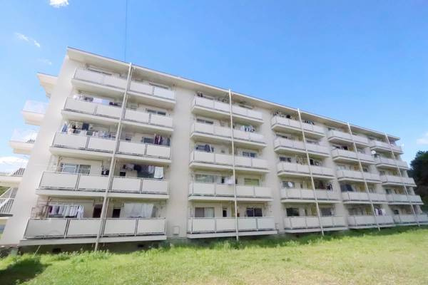 ビレッジハウス沢野本2号棟の外観