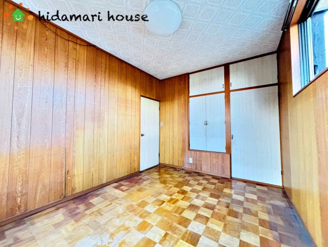 上尾市大谷本郷　中古戸建の洋室