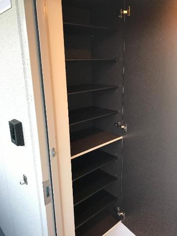 リバレイン東原の収納|下駄箱