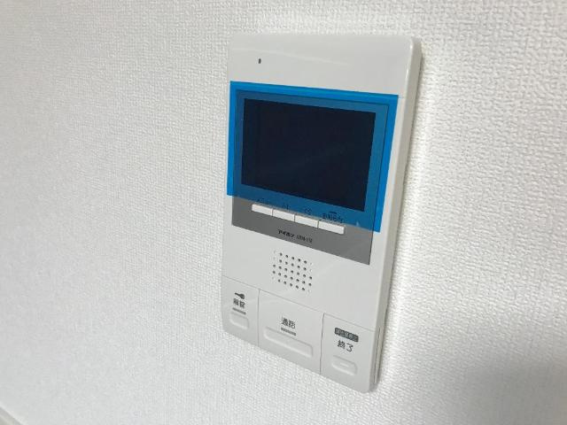 リバレイン東原の内装|カメラ付インターホン
