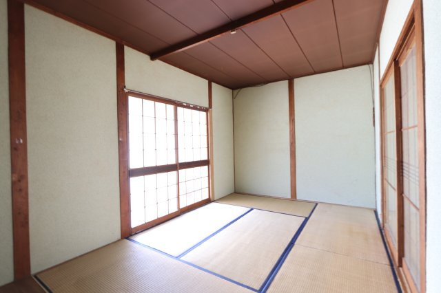 千音寺3077-3借家　東号室の和室
