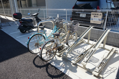 リブリ・レスポワールのエントランス|建物の内部です