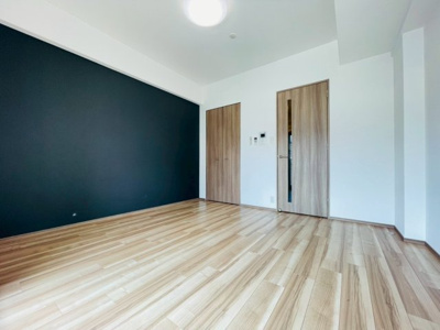 【居間・リビング】 | W-STYLE大阪谷町 | ※同物件　別間取り　参考写真