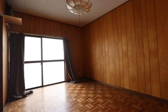 西野町1-20戸建の居間・リビング