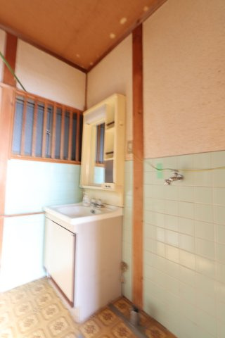 西野町1-20戸建の洗面所