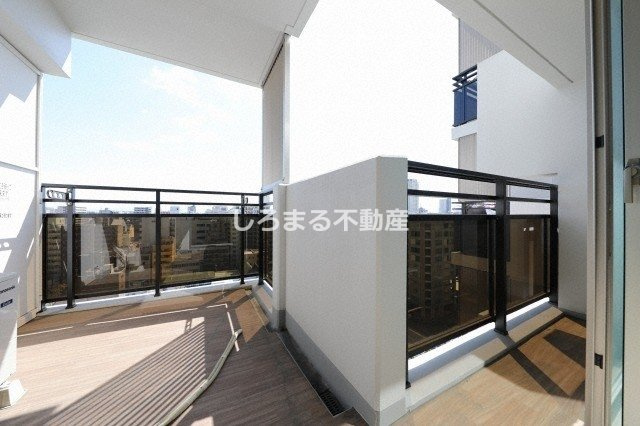 ブランズ北堀江プレイスのバルコニー