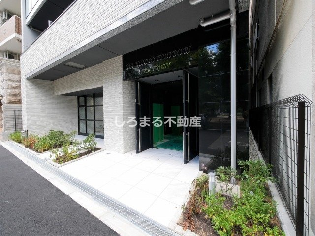 ジアコスモ江戸堀パークフロントのエントランス