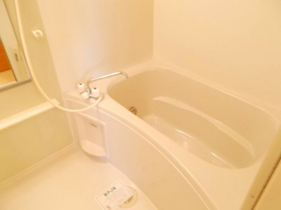 【浴室】 | ピーチテラス | ゆったり過ごせるお風呂です