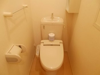 【トイレ】 | オヒア・レフアⅡ | ゆったりとした空間のトイレです