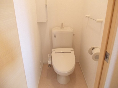 【トイレ】 | エレガントリヴ | コンパクトで使いやすいトイレです