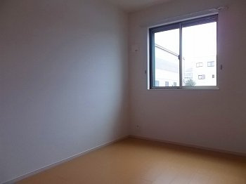 【内装】 | プランドールⅡ | 明るい色調の室内です