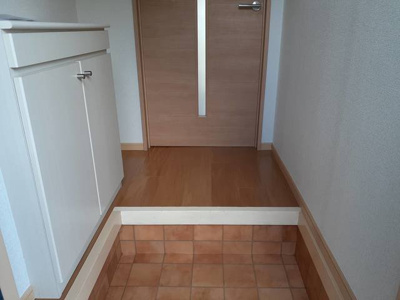 【玄関】 | エスポワール御立Ａ | シンプルで使いやすい玄関です