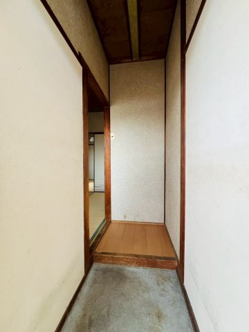 アクアハイツ神戸塩屋台の玄関