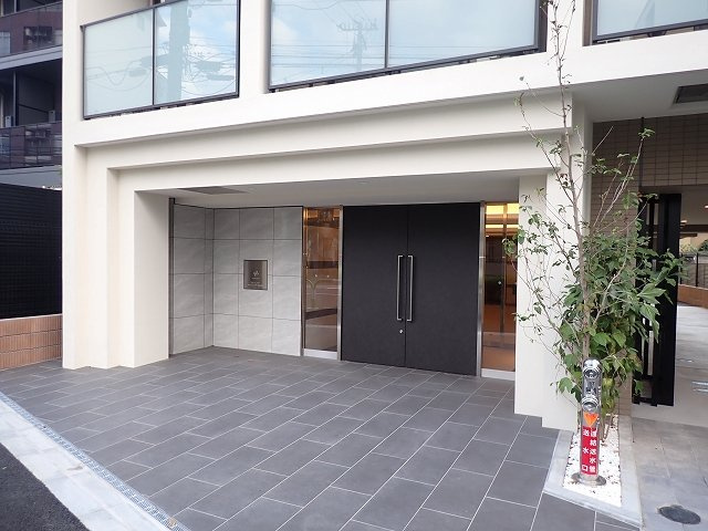 コンシェリア駒込HILLTOP SQUAREのエントランス