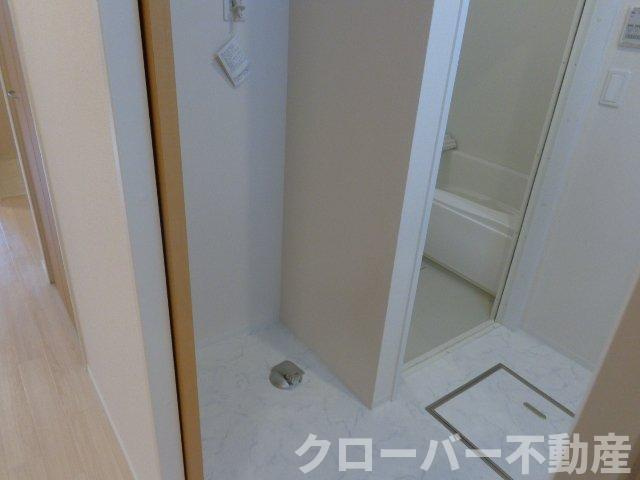 ヴェルフォーレの洗面所|洗濯機置場と脱衣所