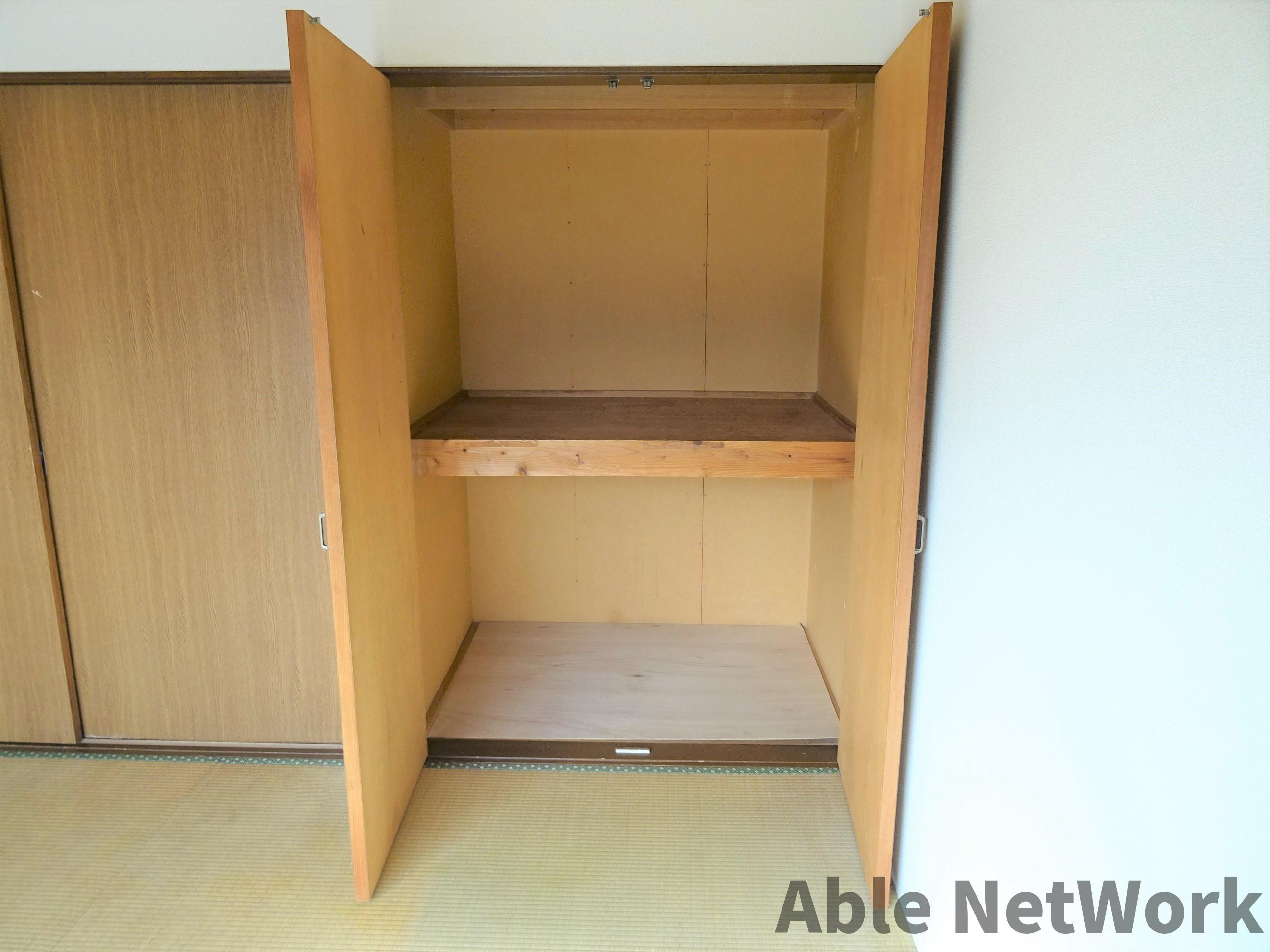 アークヒルズフクモトNO.1Ａの収納|居室に収納付いてます！