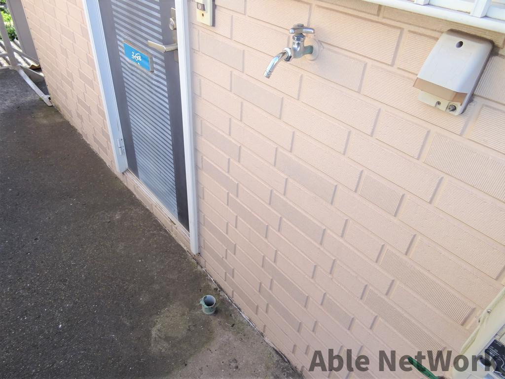 アークヒルズフクモトNO.1Ａのその他|屋外洗濯機置き場