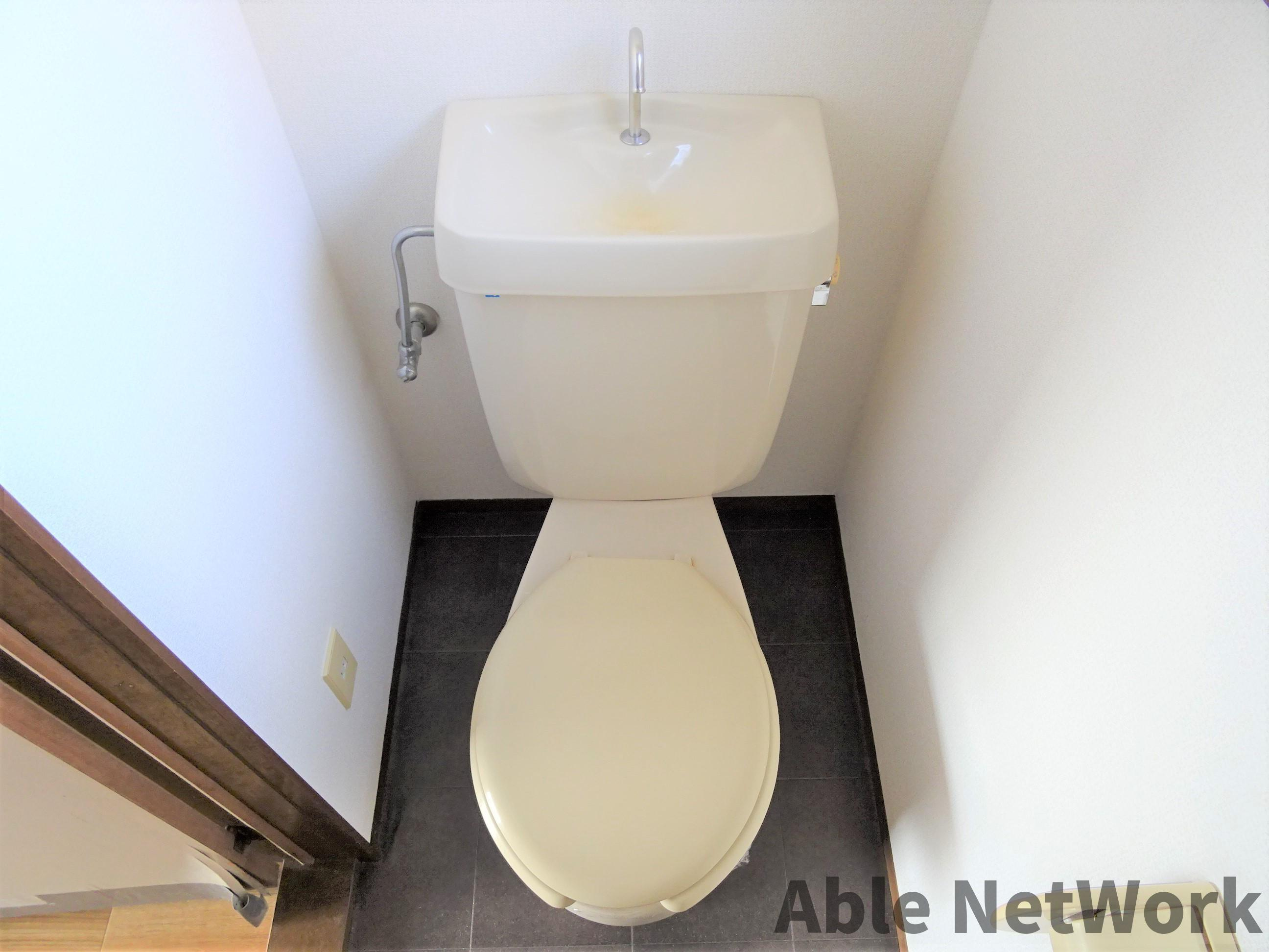 アークヒルズフクモトNO.1Ａのトイレ|窓付きのトイレです！