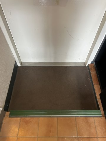 ラ・グランリヴィエールの玄関