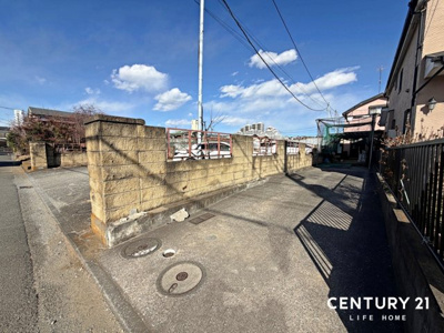 【前面道路含む現地写真】