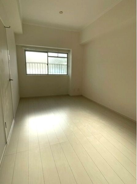 ホワイトキャッスル平針Ⅱの寝室