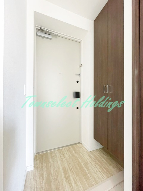 藤沢市藤沢の賃貸マンションの玄関|お履き物が多い方にもおすすめ♪