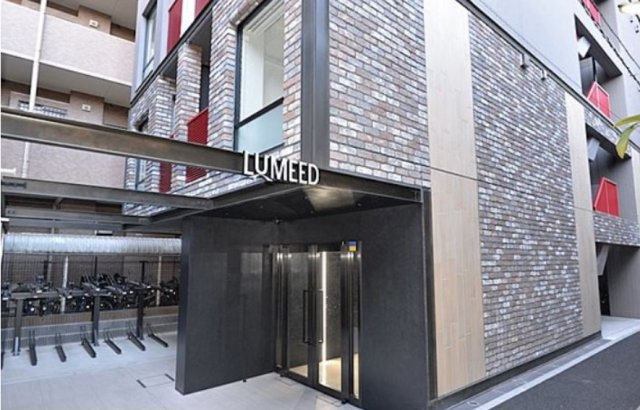 LUMEED勝どきのエントランス