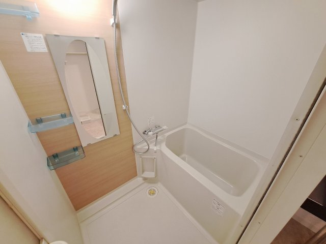 セレニテ甲子園Ⅰの浴室