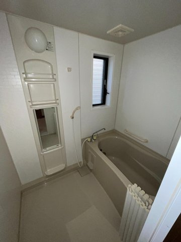 シャローム国立の浴室|ゆったり過ごせるお風呂です