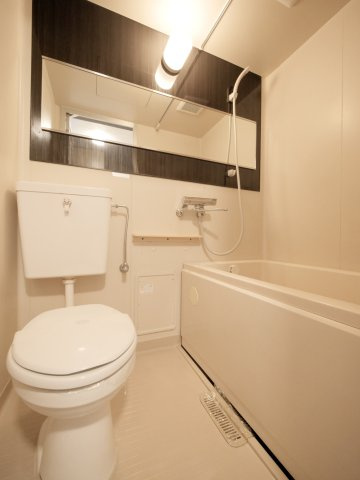 STEP LIGHTLYの浴室