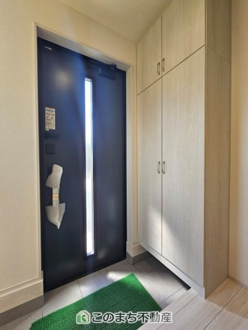 LiveleGarden.S第20栃木大平町西水代の玄関|スタイリッシュな玄関スペース