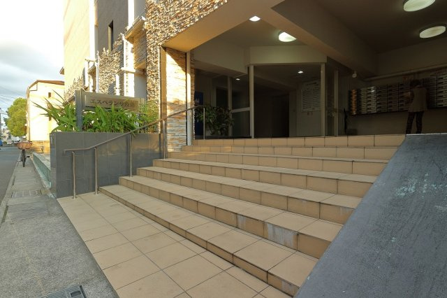 【エントランス】 | エスペランサ魚崎