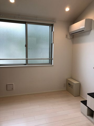 ハーモニーテラス梅田の居間・リビング