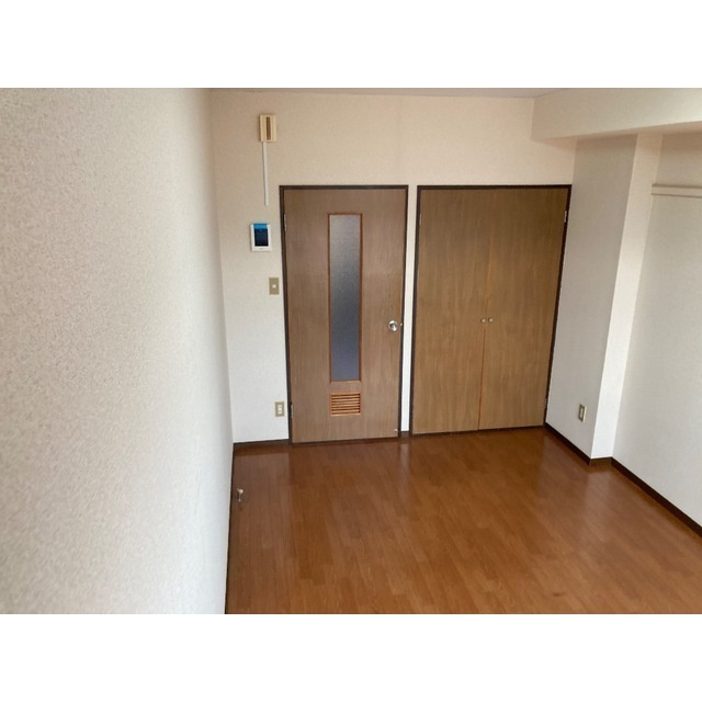 白鍬グランデの居間・リビング|居間です