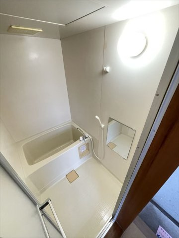 斉藤ハイツⅠの浴室|きれいなお風呂です